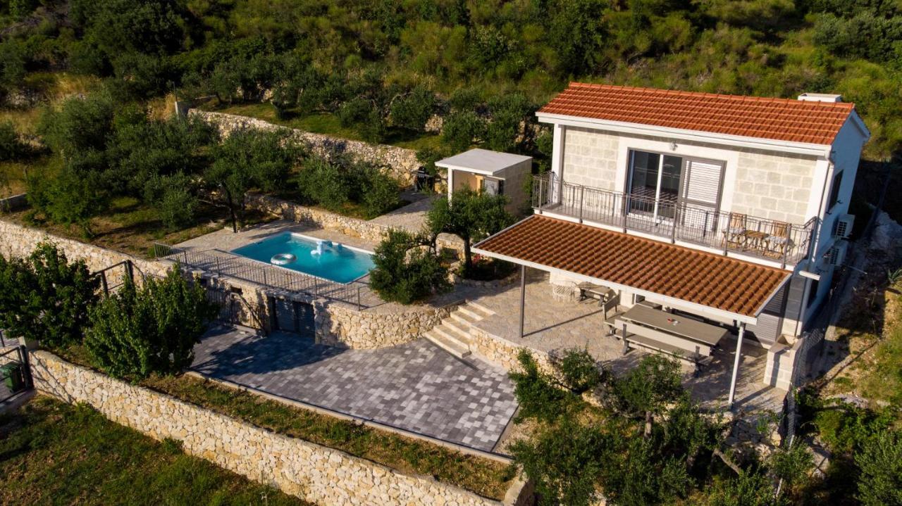 Olive Stone House Villa *